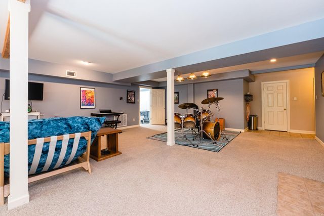 204 Fair Oaks Drive, Bryant, AR 72022