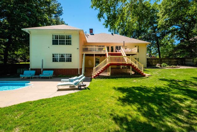 204 Fair Oaks Drive, Bryant, AR 72022