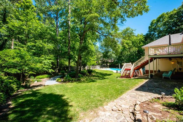 204 Fair Oaks Drive, Bryant, AR 72022