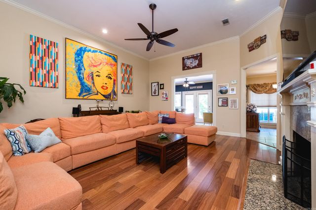 204 Fair Oaks Drive, Bryant, AR 72022
