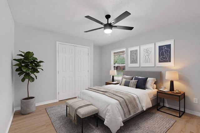 2013 Pebblecreek Drive, Cleburne, TX 76033