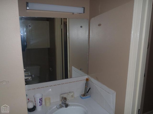 2712 Highland Drive, Newport, AR 72112