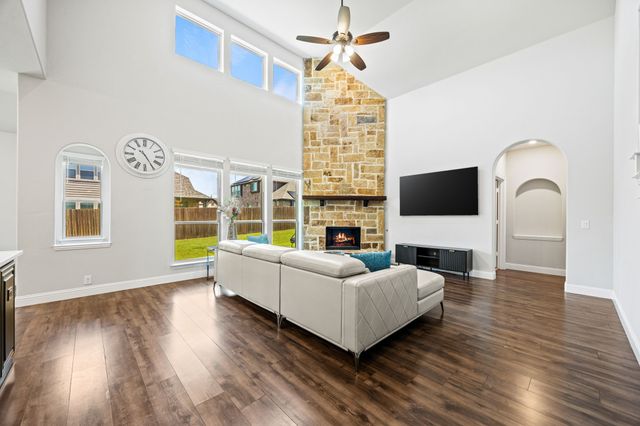 3253 Park Ridge Drive, Mesquite, TX 75181