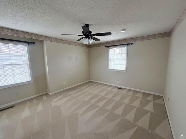 726 Whitetail Pass, Manhattan, KS 66503