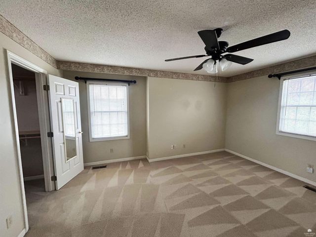 726 Whitetail Pass, Manhattan, KS 66503