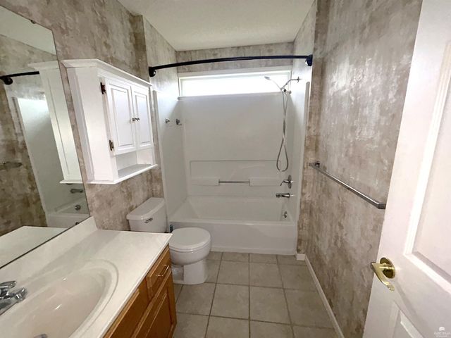 726 Whitetail Pass, Manhattan, KS 66503