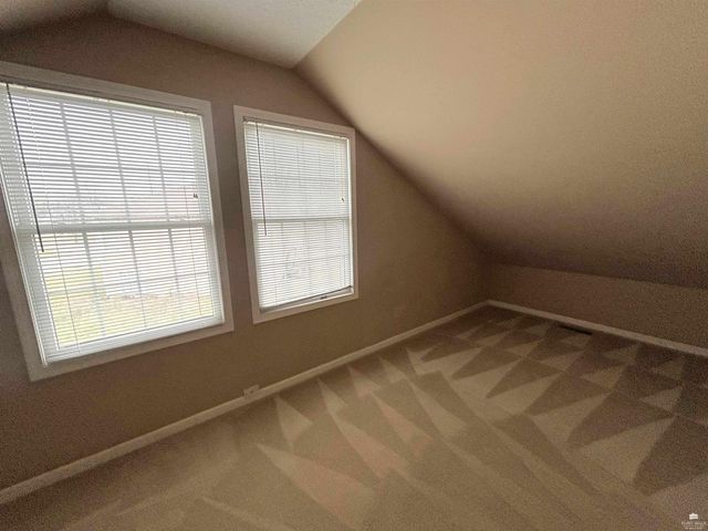 726 Whitetail Pass, Manhattan, KS 66503