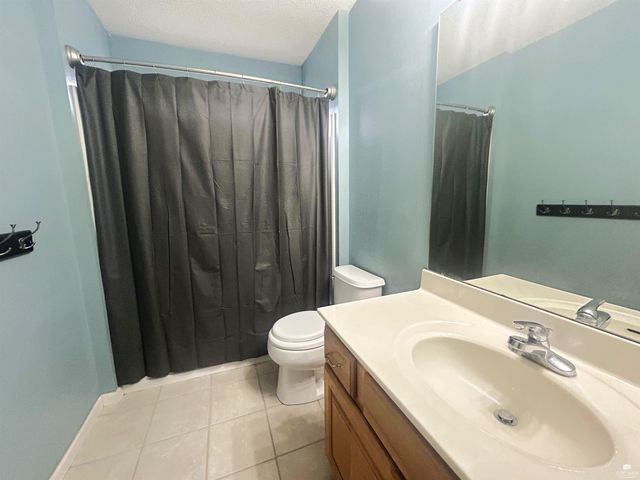 726 Whitetail Pass, Manhattan, KS 66503