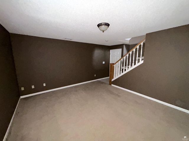 726 Whitetail Pass, Manhattan, KS 66503