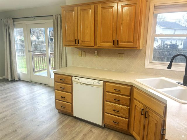 726 Whitetail Pass, Manhattan, KS 66503