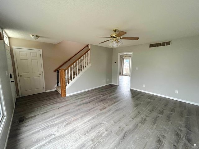 726 Whitetail Pass, Manhattan, KS 66503