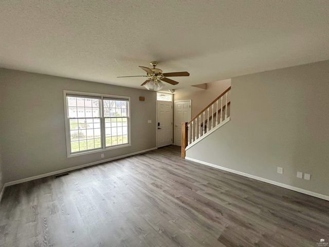 726 Whitetail Pass, Manhattan, KS 66503