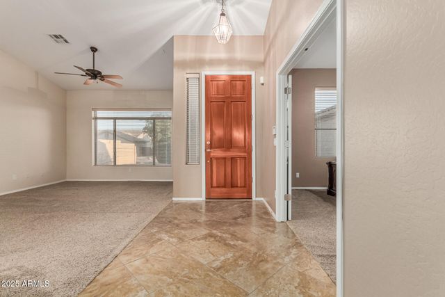 8220 W Mariposa Grande Lane, Peoria, AZ 85383