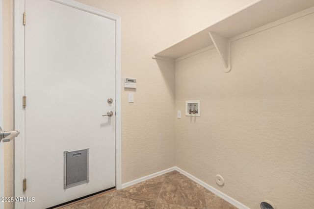 8220 W Mariposa Grande Lane, Peoria, AZ 85383