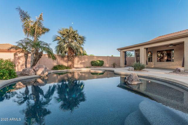 8220 W Mariposa Grande Lane, Peoria, AZ 85383