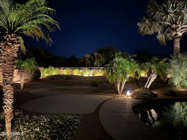 8220 W Mariposa Grande Lane, Peoria, AZ 85383
