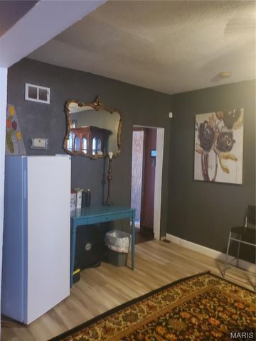861 Pershing Street, East St Louis, IL 62203