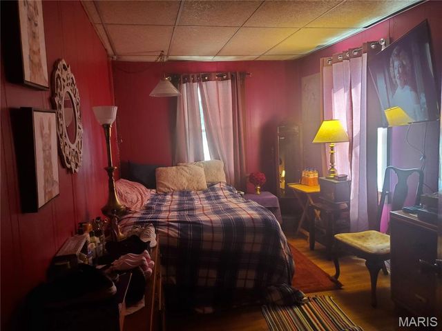 861 Pershing Street, East St Louis, IL 62203