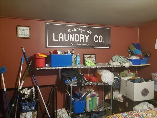 861 Pershing Street, East St Louis, IL 62203