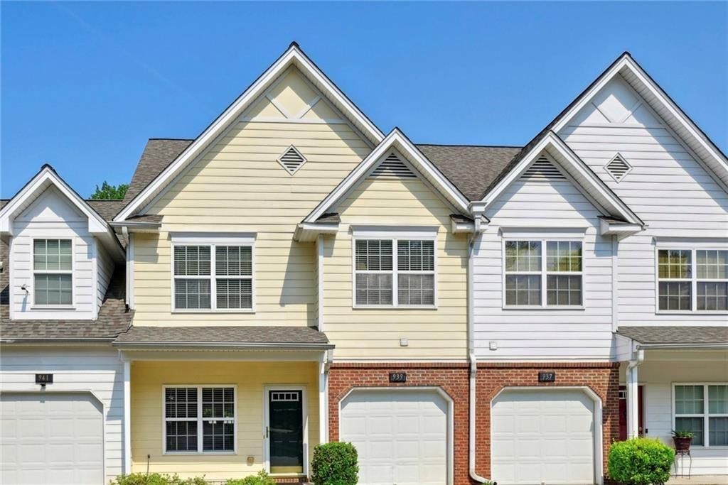 939 Pike Forest Drive, Lawrenceville, GA 30045