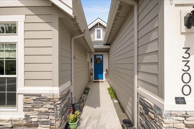 3300 E Levin Dr, Meridian, ID 83642