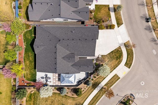 3300 E Levin Dr, Meridian, ID 83642