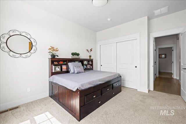 3300 E Levin Dr, Meridian, ID 83642