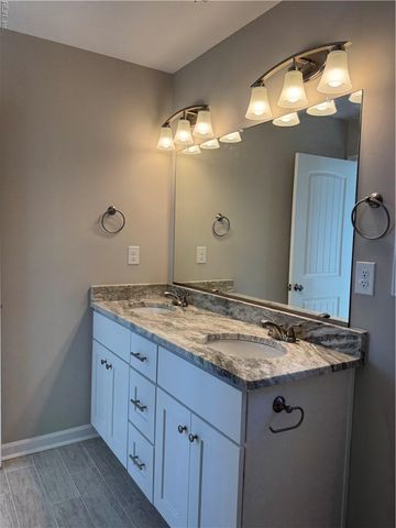 741 N Back River RD B, Hampton, VA 23669