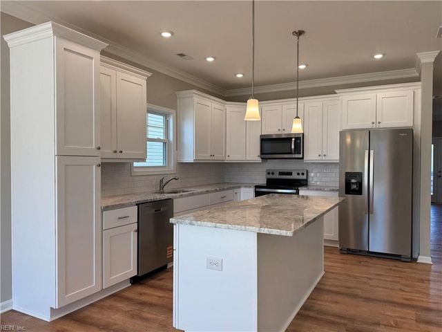 741 N Back River RD B, Hampton, VA 23669