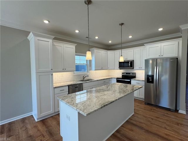 741 N Back River RD B, Hampton, VA 23669