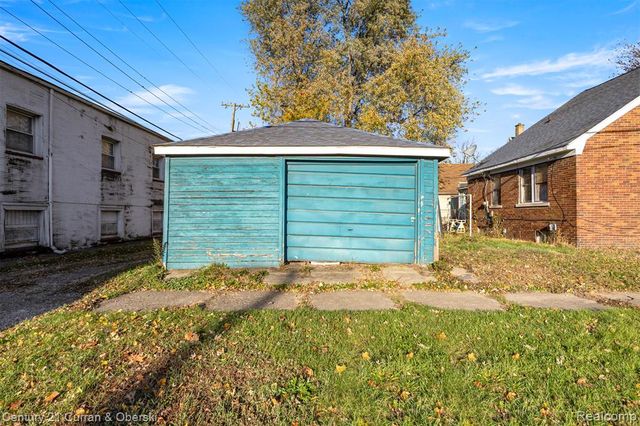 64 E Cicotte Street, River Rouge, MI 48218