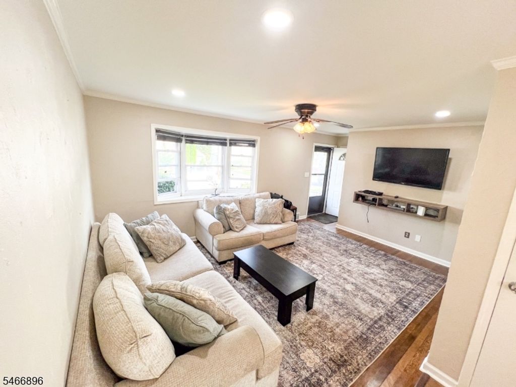 45 Semel Ave, Woodbridge Twp., NJ 08830 — photo 4