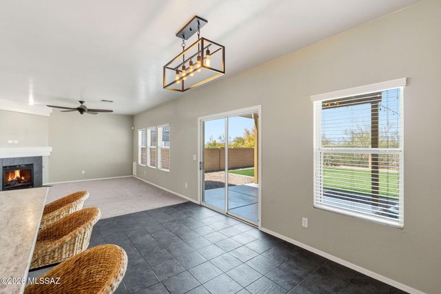 5752 W King Snake Drive, Tucson, AZ 85742