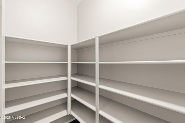 5752 W King Snake Drive, Tucson, AZ 85742