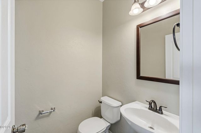 5752 W King Snake Drive, Tucson, AZ 85742