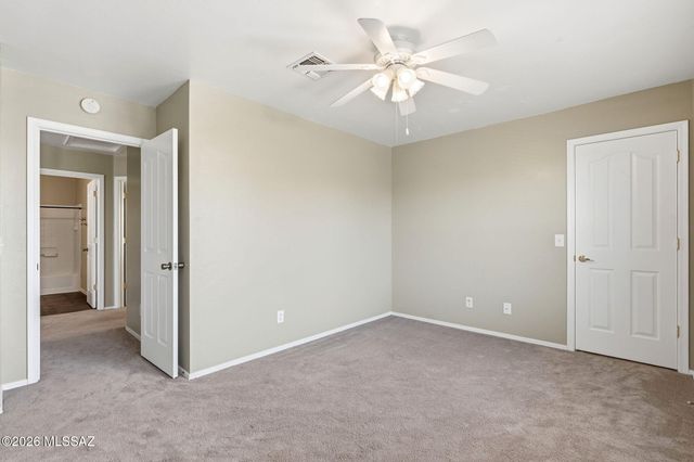 5752 W King Snake Drive, Tucson, AZ 85742