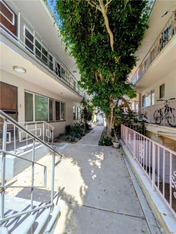 1019 6th Street 5, Santa Monica, CA 90403