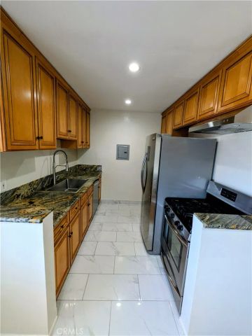 1019 6th Street 5, Santa Monica, CA 90403