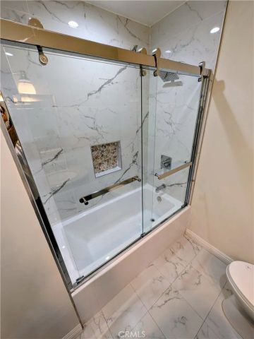 1019 6th Street 5, Santa Monica, CA 90403