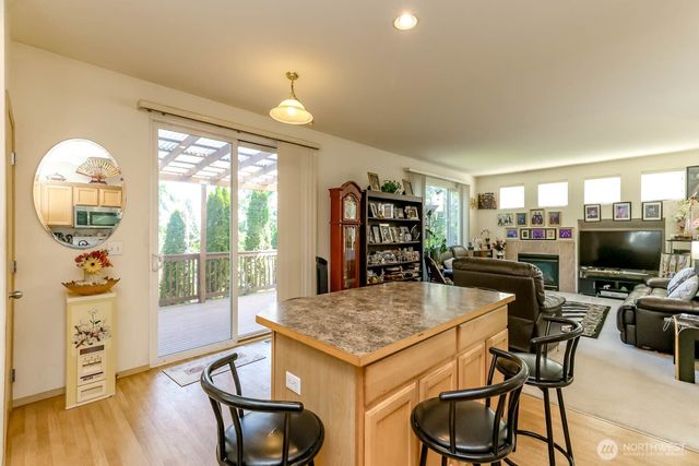 2986 S 296th Street, Federal Way, WA 98003
