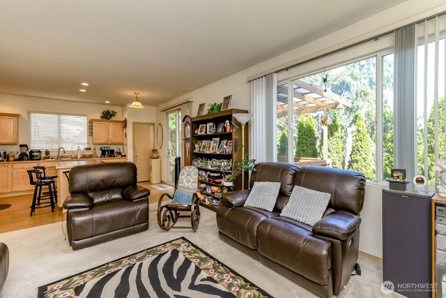 2986 S 296th Street, Federal Way, WA 98003