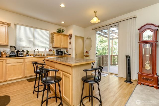 2986 S 296th Street, Federal Way, WA 98003