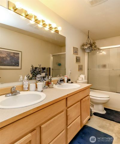 2986 S 296th Street, Federal Way, WA 98003
