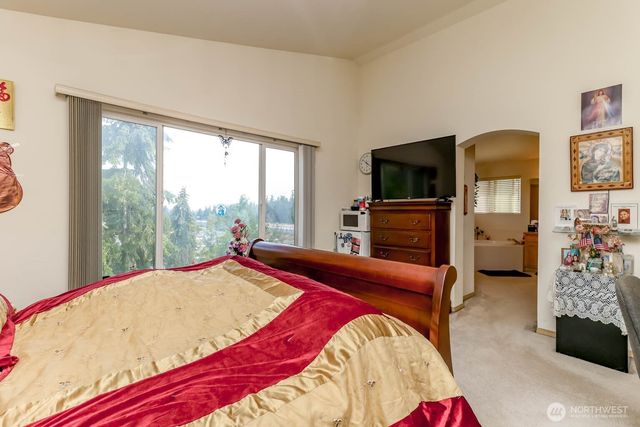 2986 S 296th Street, Federal Way, WA 98003