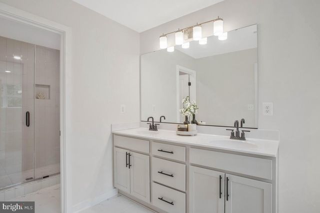 101 KINSEY DR, Prince Frederick, MD 20678