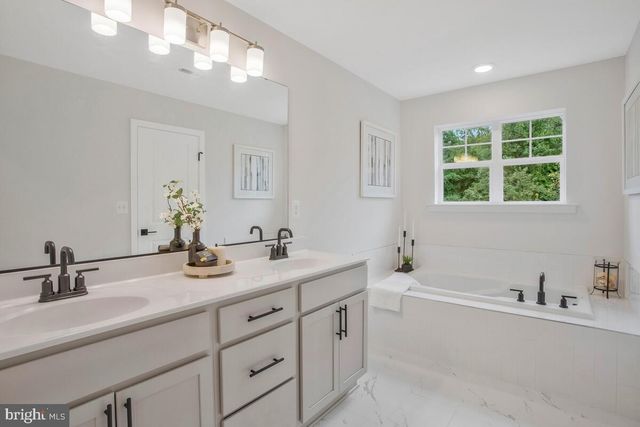 101 KINSEY DR, Prince Frederick, MD 20678