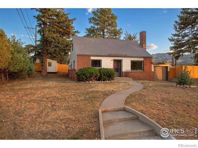 219 3rd Street, Estes Park, CO 80517