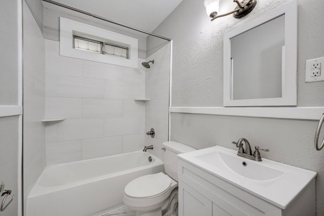808 Lake Avenue, North Augusta, SC 29841