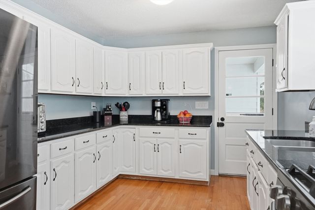 534 Forest St, Methuen, MA 01844