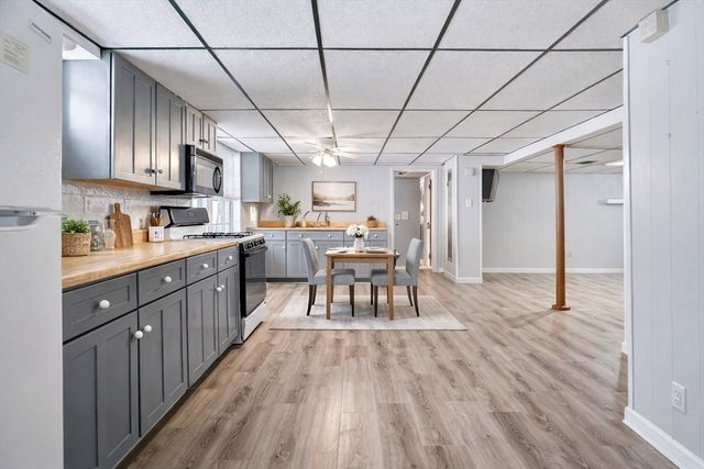 534 Forest St, Methuen, MA 01844